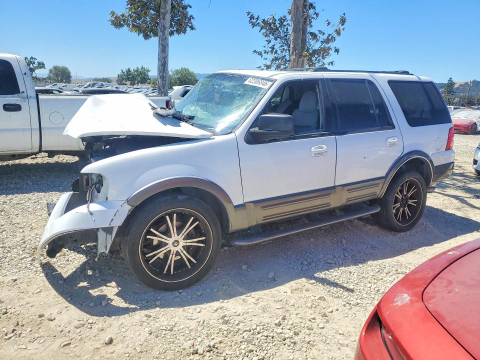 62306846 :رقم المزاد ، 1FMPU15L84LB89976 vin ، 2004 Ford Expedition مزاد بيع
