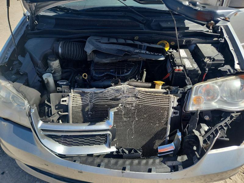 61976226 :رقم المزاد ، 2C4RDGCG6HR585942 vin ، 2017 Dodge Grand Caravan مزاد بيع