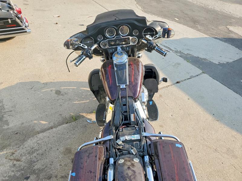 60945106 :رقم المزاد ، 1HD1FC41X7Y650469 vin ، 2007 Harley-davidson Flhtcui مزاد بيع