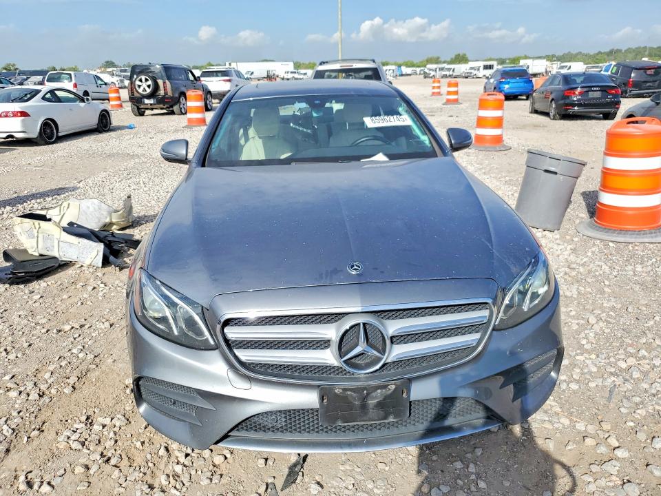 2018 Mercedes-benz E მანქანა იყიდება აუქციონზე, vin: WDDZF4JB6JA302987, აუქციონის ნომერი: 85962745