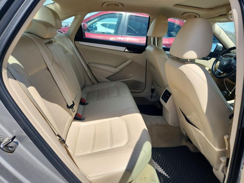 2013 Volkswagen Passat მანქანა იყიდება აუქციონზე, vin: 1VWBN7A38DC112381, აუქციონის ნომერი: 60133676