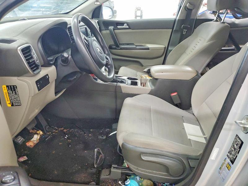 2018 Kia Sportage მანქანა იყიდება აუქციონზე, vin: KNDPMCAC6J7371198, აუქციონის ნომერი: 62007636
