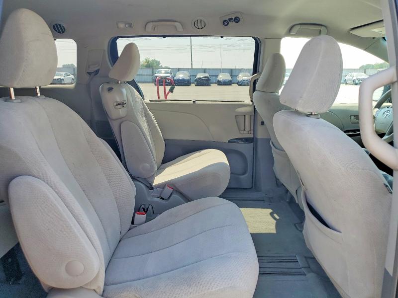 2011 Toyota Sienna მანქანა იყიდება აუქციონზე, vin: 5TDKK3DC8BS066515, აუქციონის ნომერი: 63687226