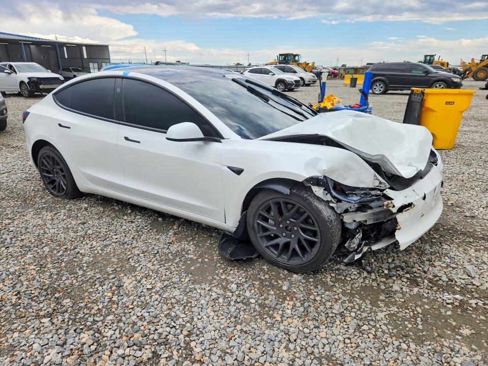 2024 Tesla Model 3 მანქანა იყიდება აუქციონზე, vin: 5YJ3E1EB0RF814128, აუქციონის ნომერი: 60402076
