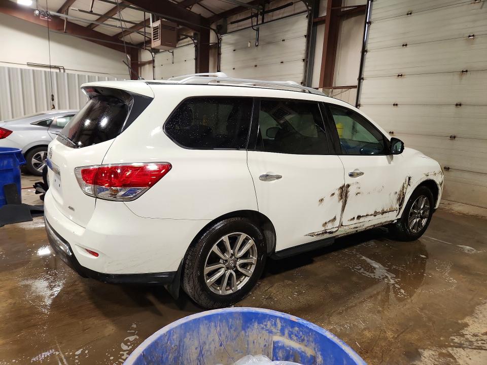 Продажа на аукционе авто 2015 Nissan Pathfinder, vin: 5N1AR2MM9FC692099, номер лота: 61388826