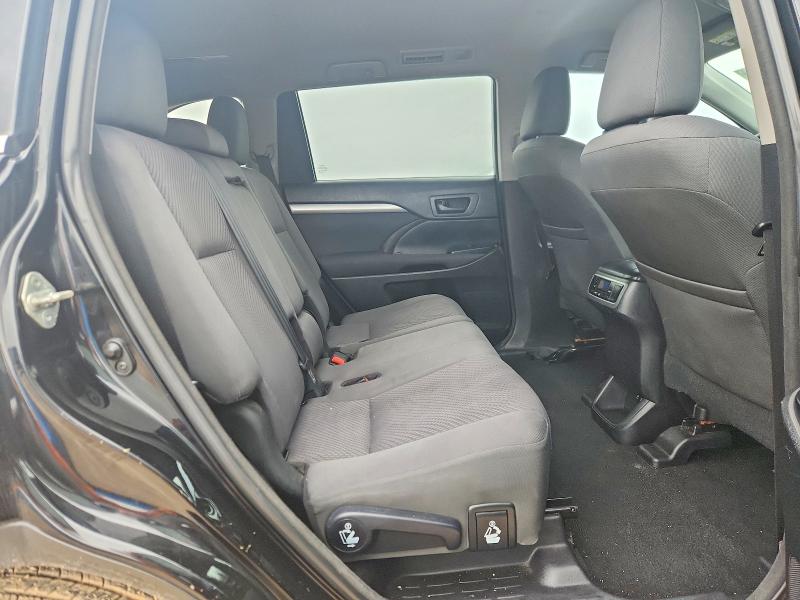 Продажа на аукционе авто 2018 Toyota Highlander, vin: 5TDZZRFH0JS243630, номер лота: 61201126