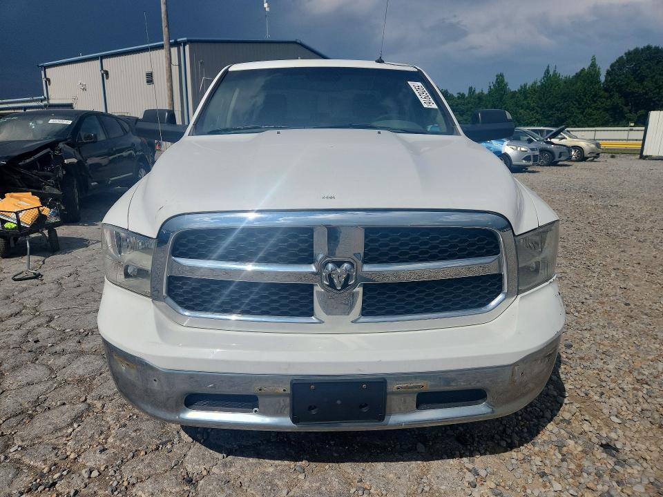 59262916 :رقم المزاد ، 1C6RR6KT3KS555210 vin ، 2019 Ram 1500 Classic مزاد بيع