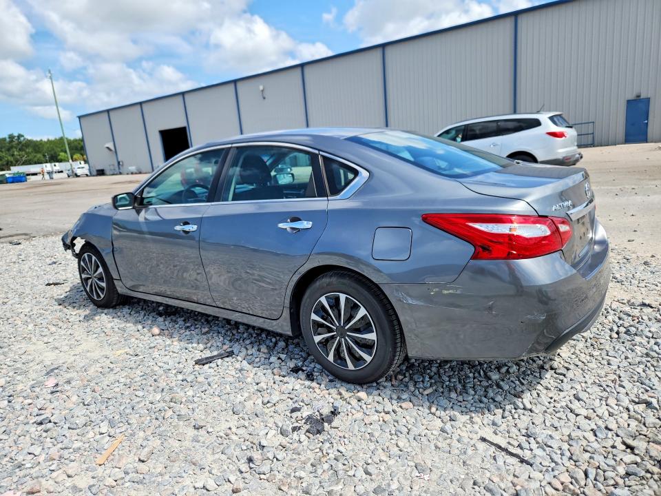 Продажа на аукционе авто 2017 Nissan Altima, vin: 1N4AL3AP3HN364135, номер лота: 62704626