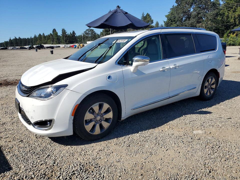 61043446 :رقم المزاد ، 2C4RC1N75JR359233 vin ، 2018 Chrysler Pacifica مزاد بيع