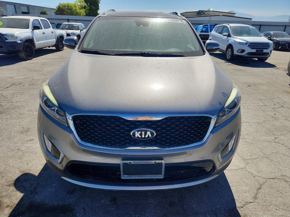 2017 Kia Sorento მანქანა იყიდება აუქციონზე, vin: 5XYPH4A59HG313997, აუქციონის ნომერი: 62853716