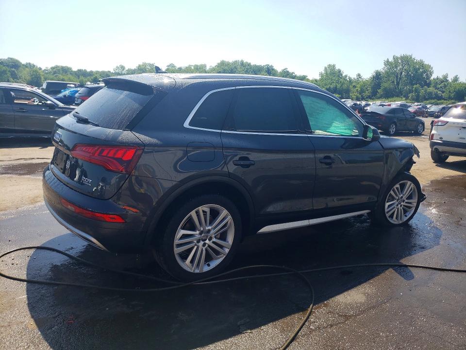60395786 :رقم المزاد ، WA1BNAFY0J2240131 vin ، 2018 Audi Q5 مزاد بيع