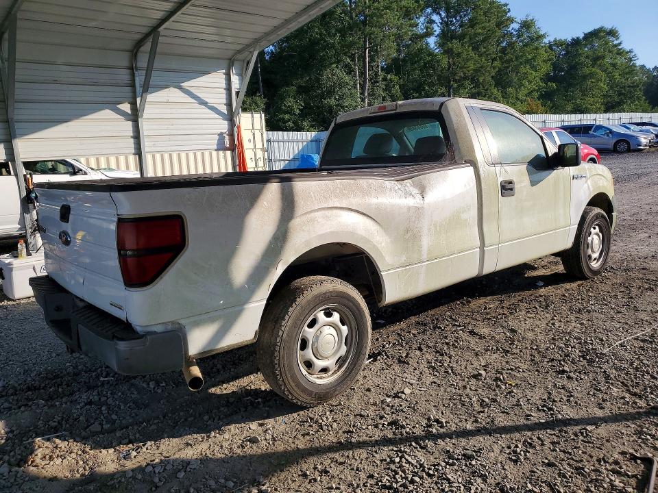 60563856 :رقم المزاد ، 1FTNF1CF3DKF90182 vin ، 2013 Ford F150 مزاد بيع