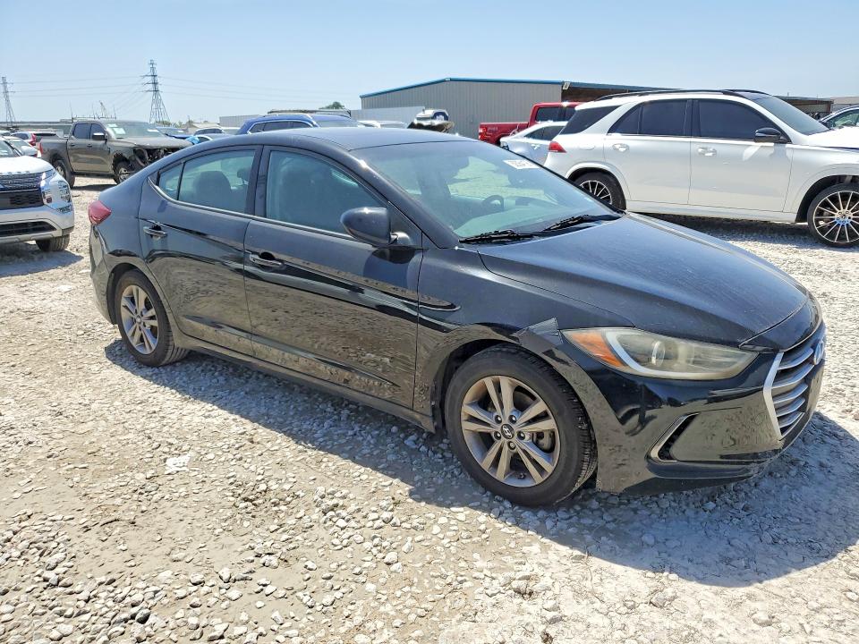 62064126 :رقم المزاد ، KMHD84LF3JU586197 vin ، 2018 Hyundai Elantra مزاد بيع