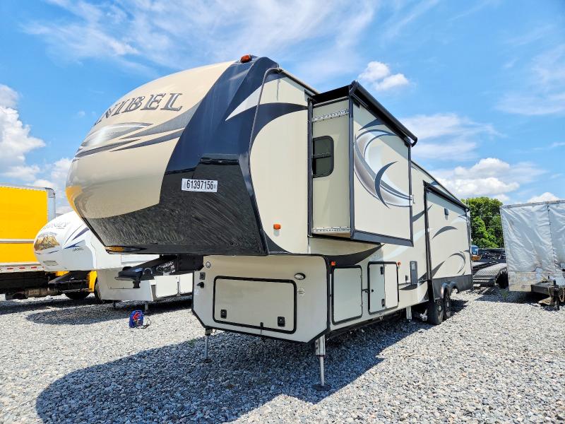 61397156 :رقم المزاد ، 5ZT3SN1B6JG702903 vin ، 2018 Foresriver Sanibel مزاد بيع