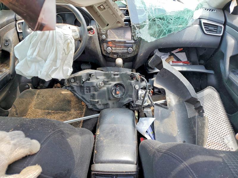 61065876 :رقم المزاد ، 5N1AT2MV5FC925132 vin ، 2015 Nissan Rogue مزاد بيع