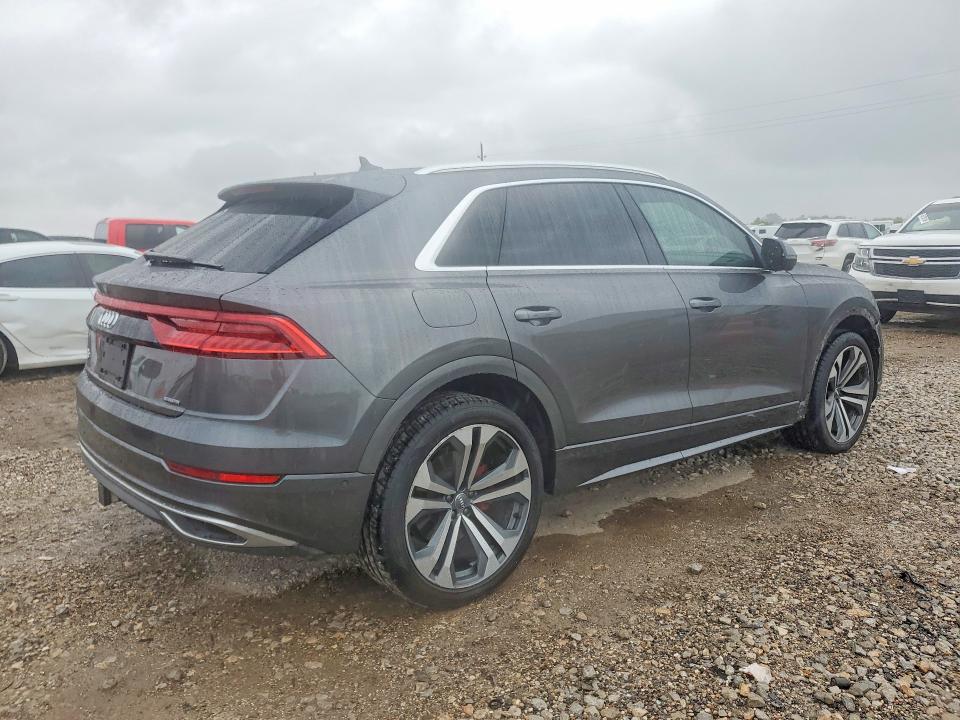 62408176 :رقم المزاد ، WA1CVAF17KD044829 vin ، 2019 Audi Q8 مزاد بيع