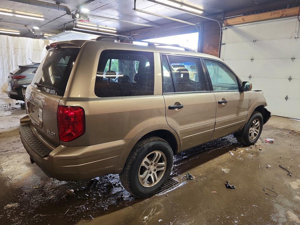Продажа на аукционе авто 2005 Honda Pilot, vin: 5FNYF18485B059157, номер лота: 62781826