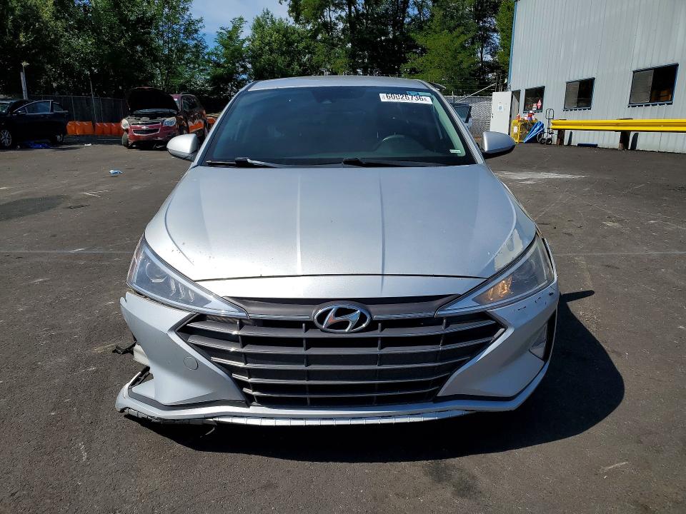 60026736 :رقم المزاد ، KMHD84LFXKU731124 vin ، 2019 Hyundai Elantra مزاد بيع