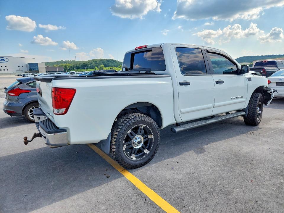 2014 Nissan Titan მანქანა იყიდება აუქციონზე, vin: 1N6BA0EC1EN507442, აუქციონის ნომერი: 61049466
