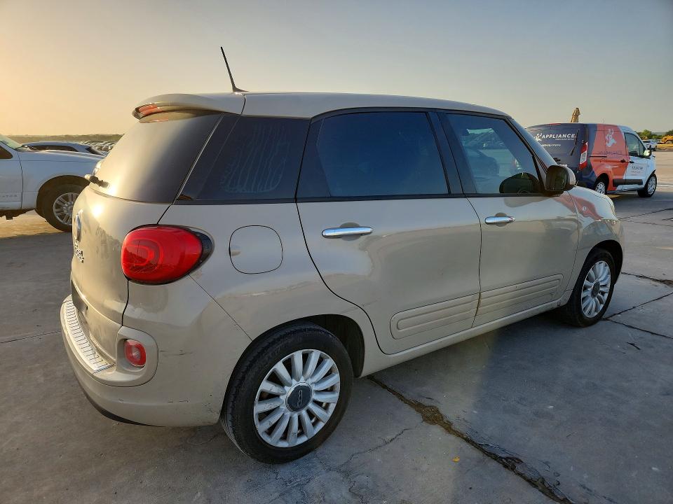 Продажа на аукционе авто 2017 Fiat 500l, vin: ZFBCFAAH7HZ038583, номер лота: 85451415