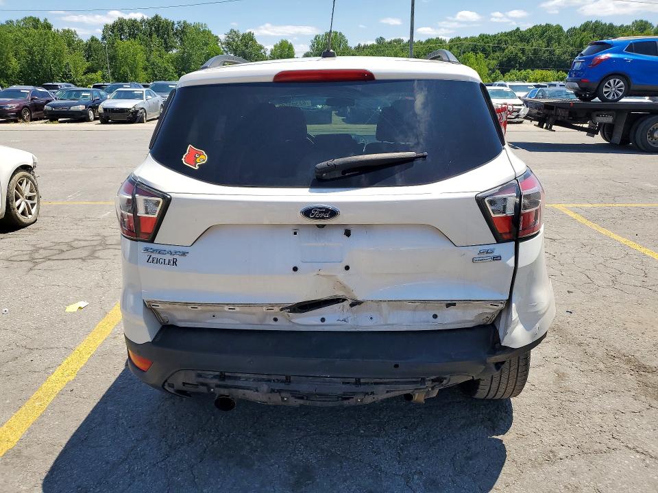 62303506 :رقم المزاد ، 5NMJACDE0RH433405 vin ، 2017 Ford Escape مزاد بيع