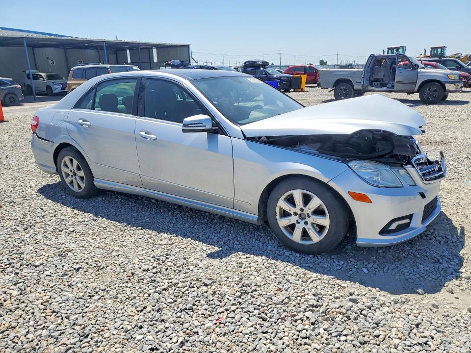 61385836 :رقم المزاد ، WDDHF8HB1BA392026 vin ، 2011 Mercedes-benz E مزاد بيع