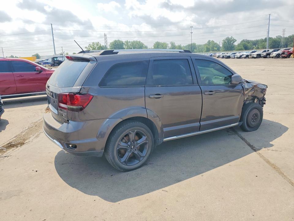 61545506 :رقم المزاد ، 3C4PDDGG9JT386905 vin ، 2018 Dodge Journey مزاد بيع