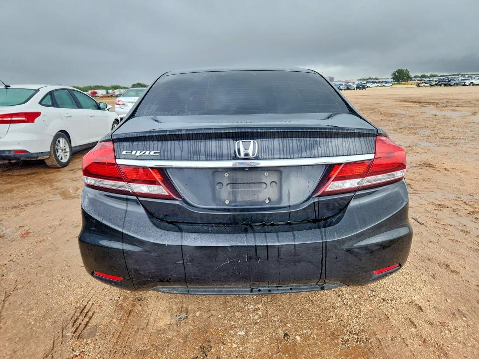 61397636 :رقم المزاد ، 19XFB2F88FE059553 vin ، 2015 Honda Civic مزاد بيع