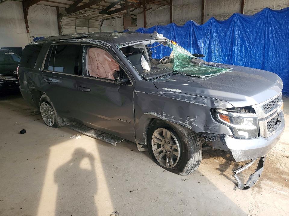 61855966 :رقم المزاد ، 1GNSKBKC3LR112479 vin ، 2020 Chevrolet Tahoe مزاد بيع