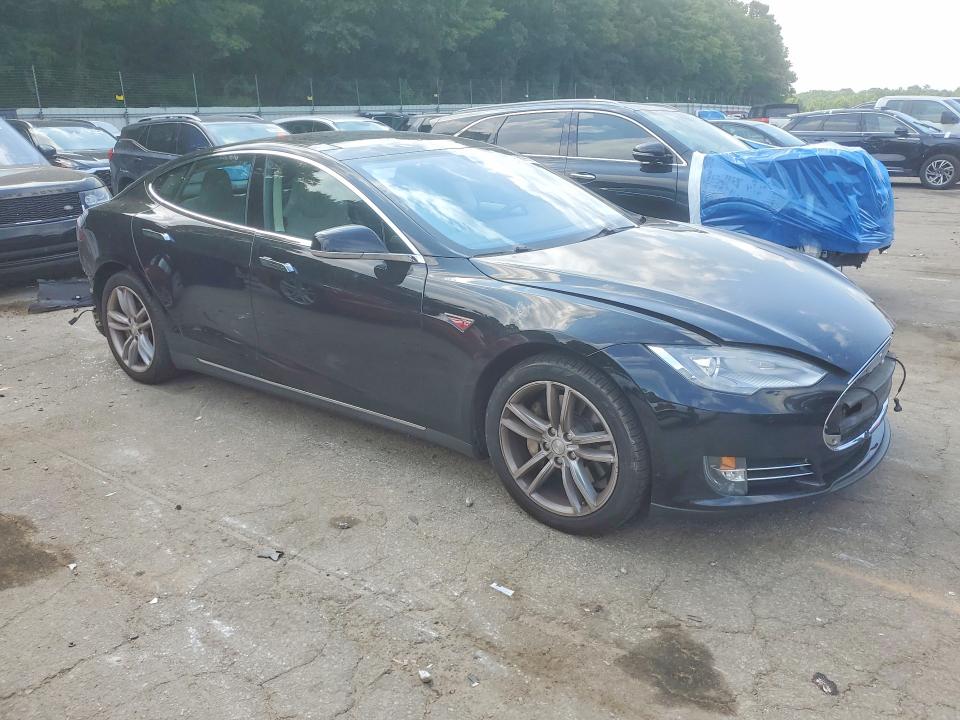 Продаж на аукціоні авто 2015 Tesla Model S, vin: 5YJSA1H10FF080743, номер лоту: 97682855