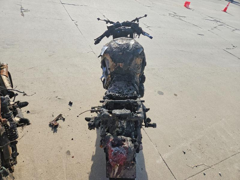 2015 Suzuki Gsx1300 მანქანა იყიდება აუქციონზე, vin: JS1GX72B9F2100588, აუქციონის ნომერი: 61699476