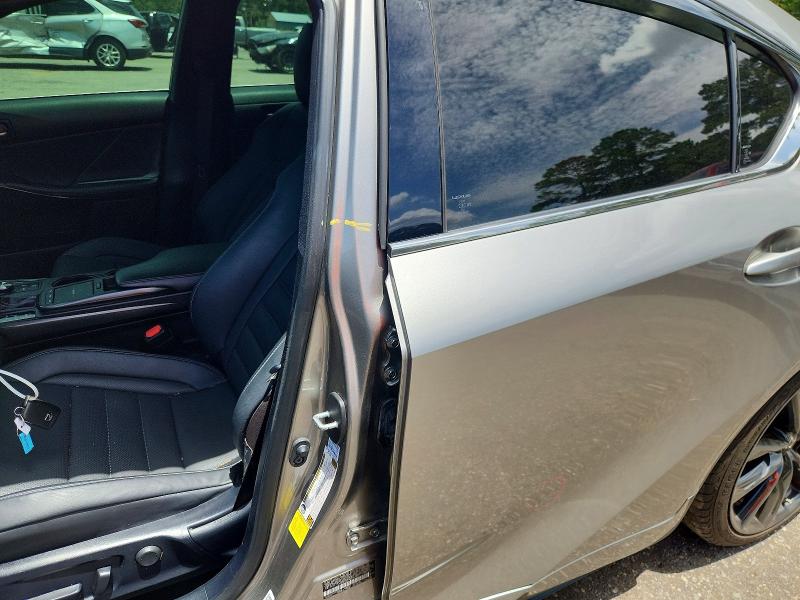 61339086 :رقم المزاد ، JTHGZ1B21M5044900 vin ، 2021 Lexus Is مزاد بيع