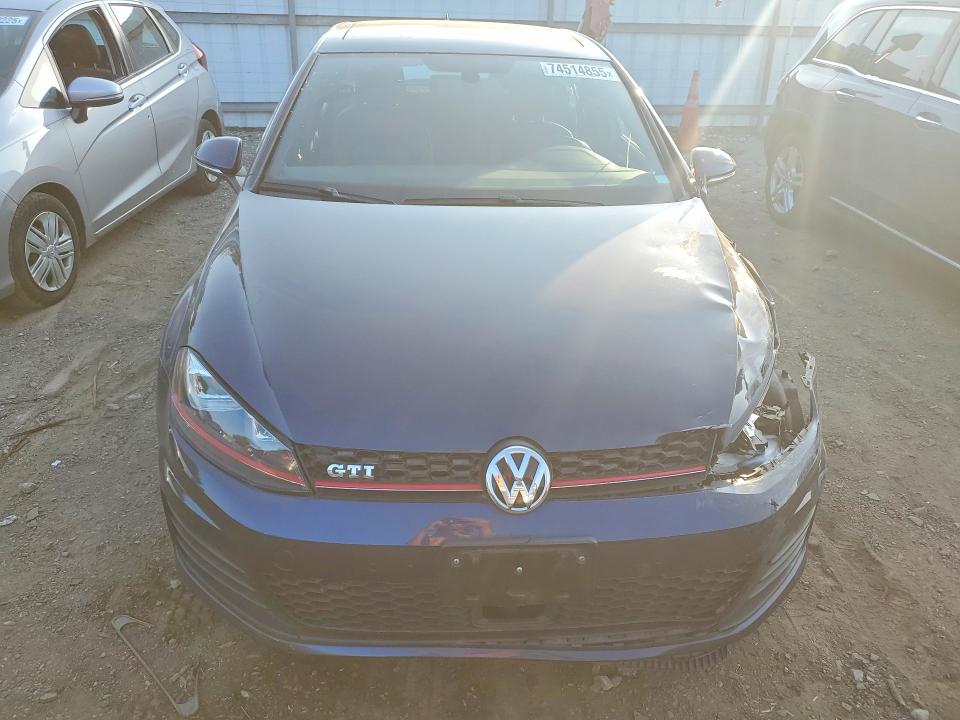 Продажа на аукционе авто 2015 Volkswagen Gti, vin: 3VW5T7AU3FM014906, номер лота: 74514855