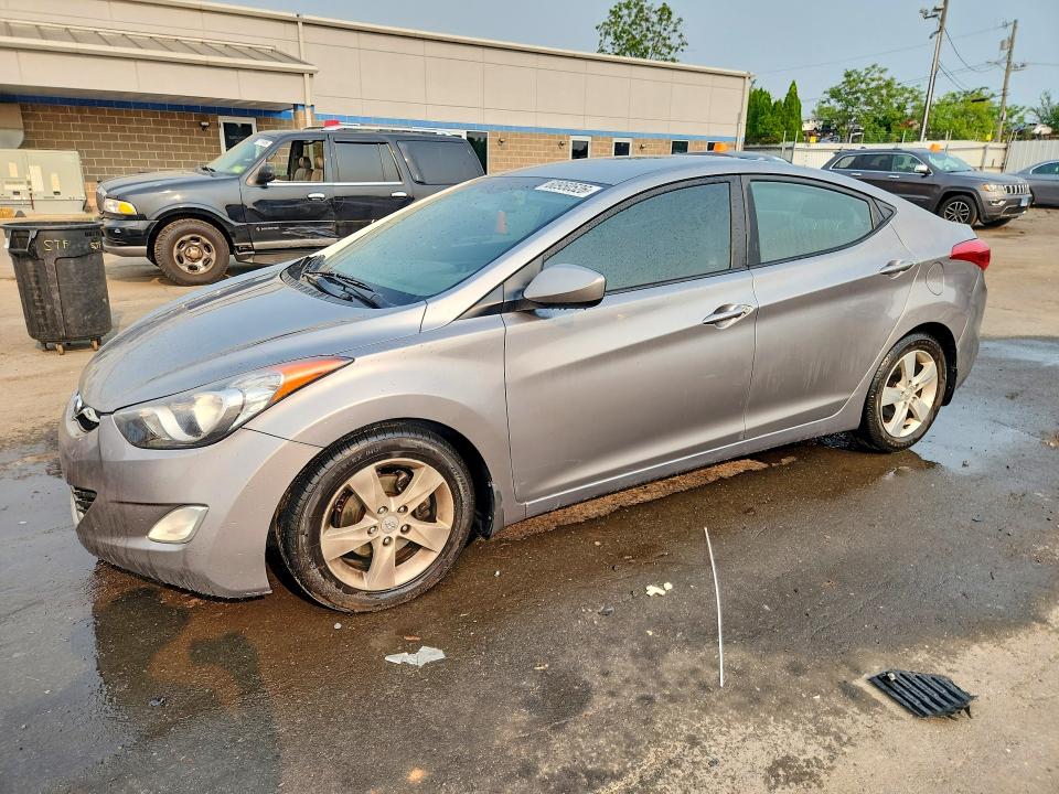 60950526 :رقم المزاد ، KMHDH4AE5CU320922 vin ، 2012 Hyundai Elantra مزاد بيع