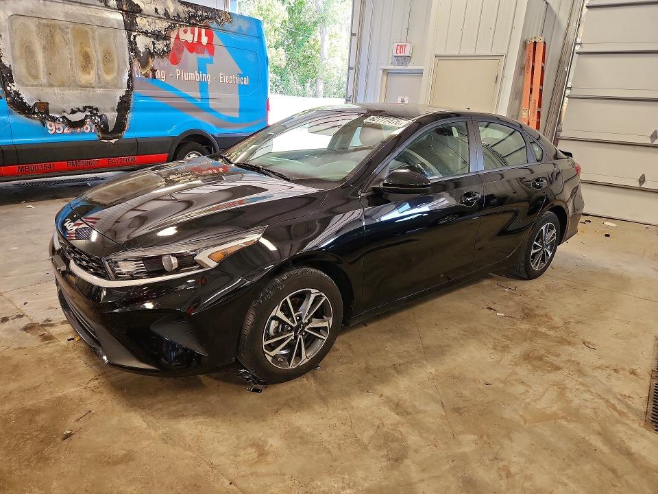 62777476 :رقم المزاد ، 3KPF24AD0RE768966 vin ، 2024 Kia Forte مزاد بيع