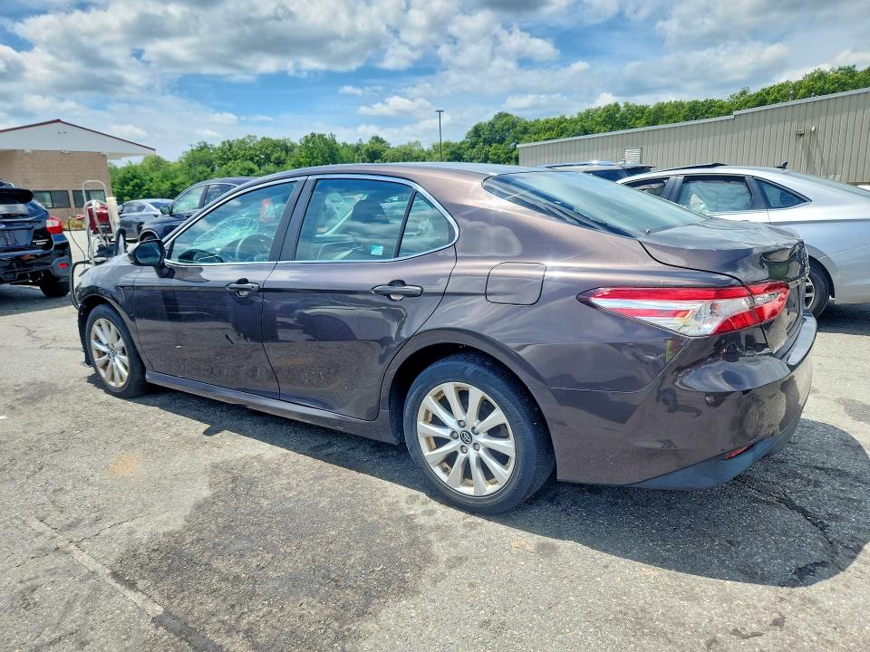 Продаж на аукціоні авто 2018 Toyota Camry, vin: 4T1B11HK8JU501709, номер лоту: 60260616