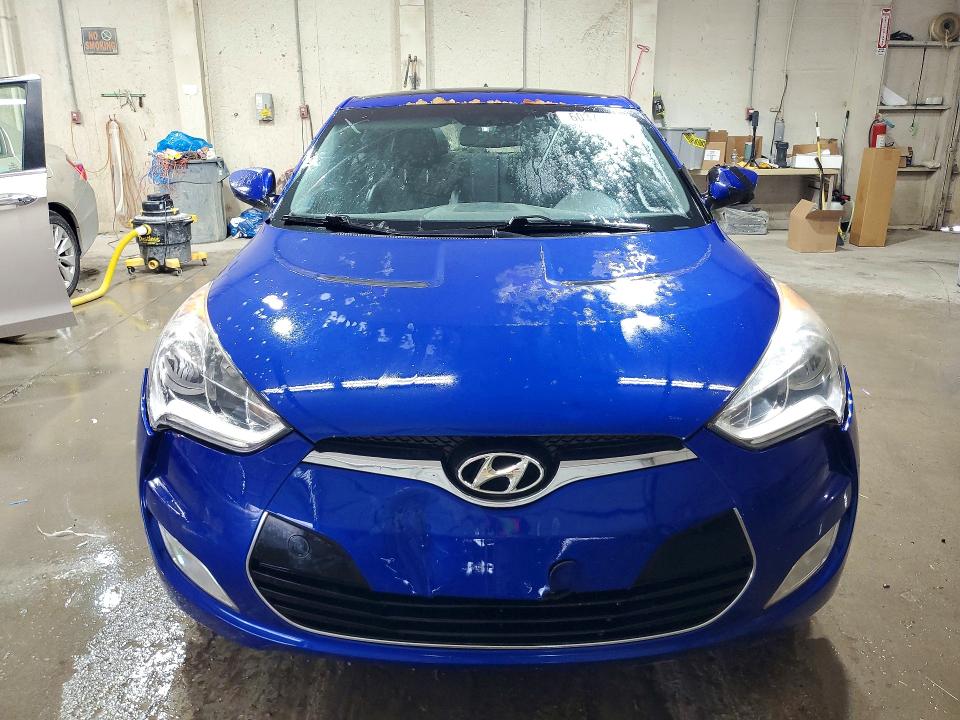 2013 Hyundai Veloster მანქანა იყიდება აუქციონზე, vin: KMHTC6AD4DU169876, აუქციონის ნომერი: 60376676