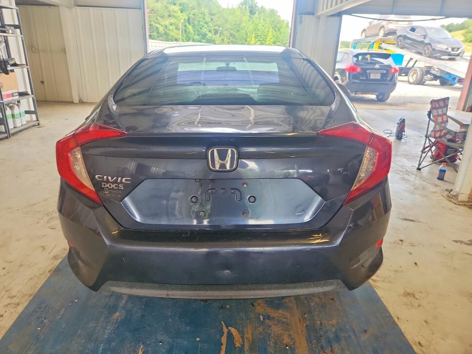 Продажа на аукционе авто 2018 Honda Civic, vin: 19XFC2F56JE005826, номер лота: 62455356