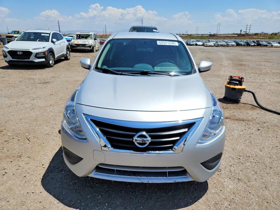 60521236 :رقم المزاد ، 3N1CN7AP8GL867147 vin ، 2016 Nissan Versa مزاد بيع