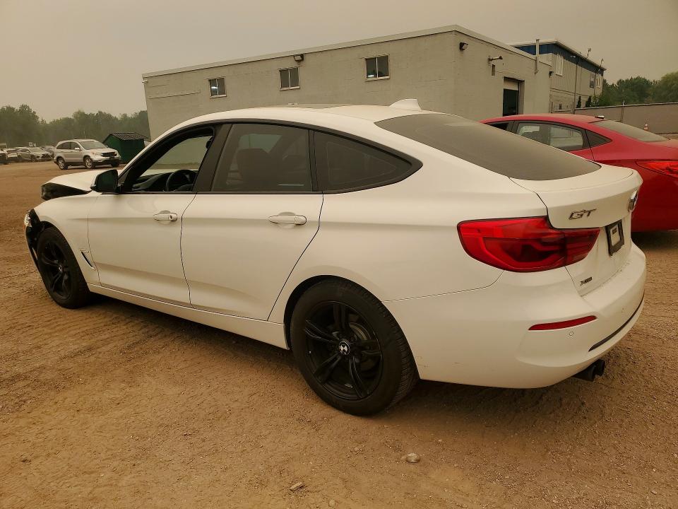 60807706 :رقم المزاد ، WBA8Z9C38HG827019 vin ، 2017 Bmw 330 مزاد بيع