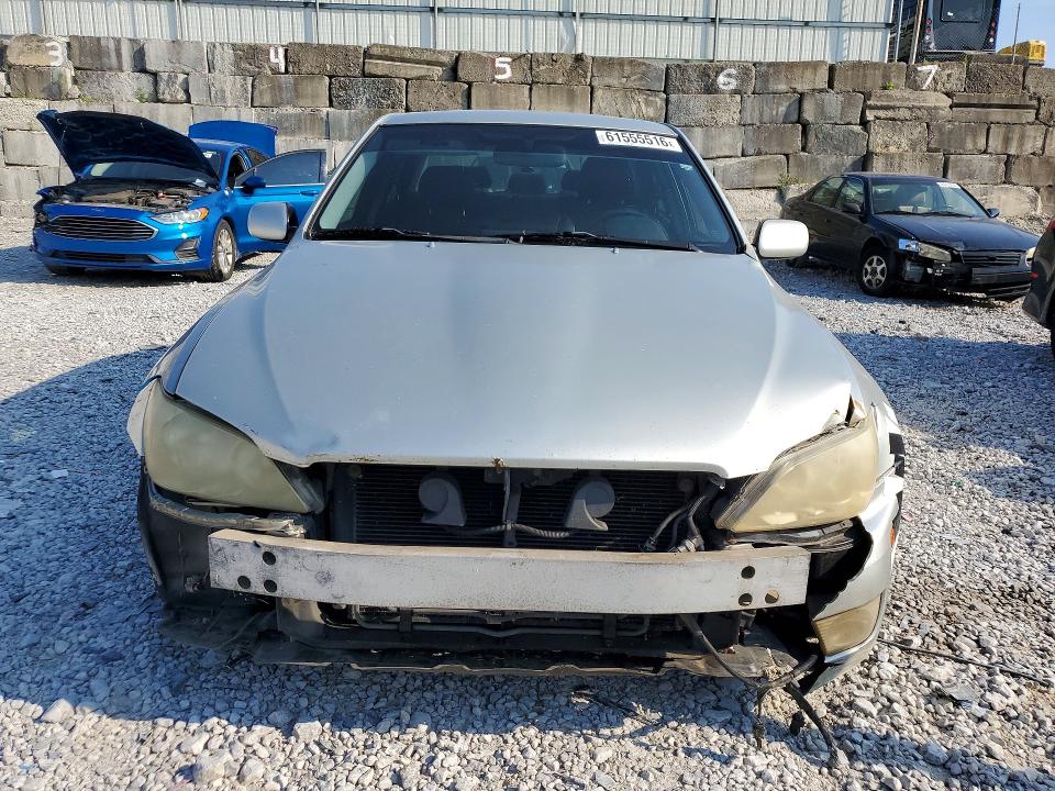 Продажа на аукционе авто 2002 Lexus Is, vin: JTHBD192X20042751, номер лота: 61555516