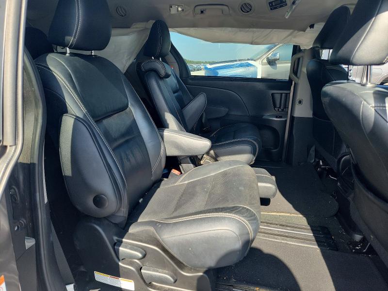 63499136 :رقم المزاد ، 5TDXK3DC3GS732080 vin ، 2016 Toyota Sienna مزاد بيع