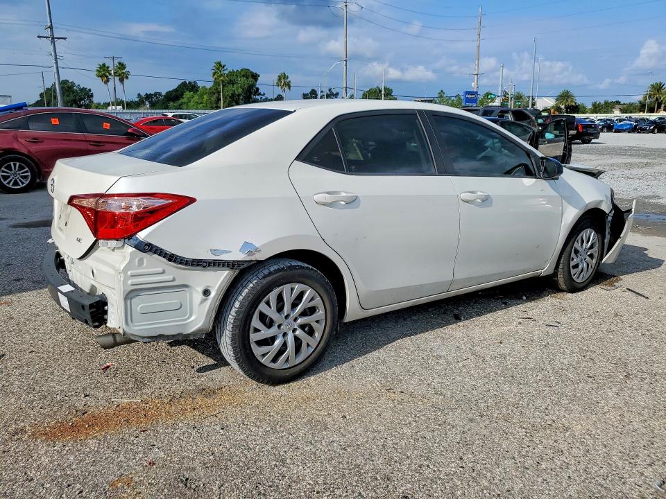 2018 Toyota Corolla მანქანა იყიდება აუქციონზე, vin: 5YFBURHE0JP779506, აუქციონის ნომერი: 62684316