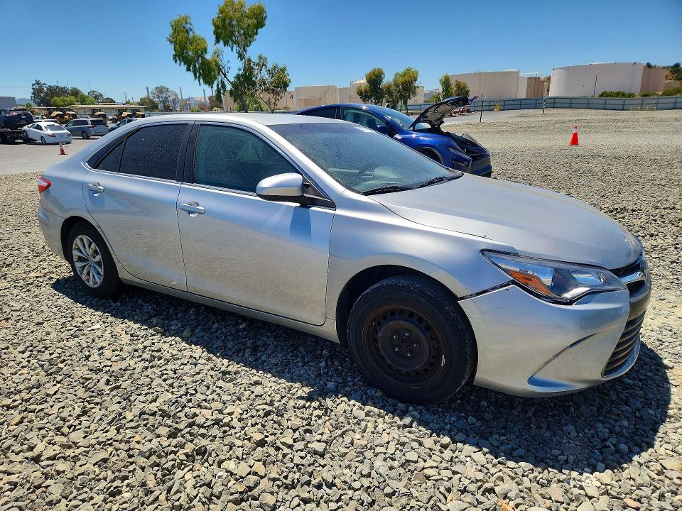 Aukcja sprzedaży 2015 Toyota Camry, vin: 4T4BF1FK5FR453460, numer aukcji: 59737616