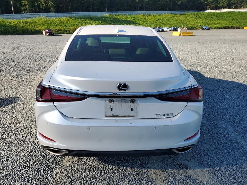 63199136 :رقم المزاد ، 58ABZ1B14KU002635 vin ، 2019 Lexus Es مزاد بيع