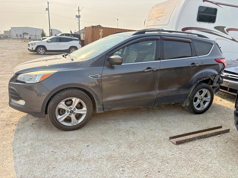 62763166 :رقم المزاد ، 1FMCU9GX3FUB76577 vin ، 2015 Ford Escape مزاد بيع