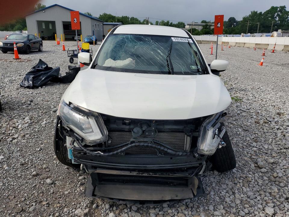 2017 Nissan Rogue მანქანა იყიდება აუქციონზე, vin: JN8AT2MV7HW014522, აუქციონის ნომერი: 59240356
