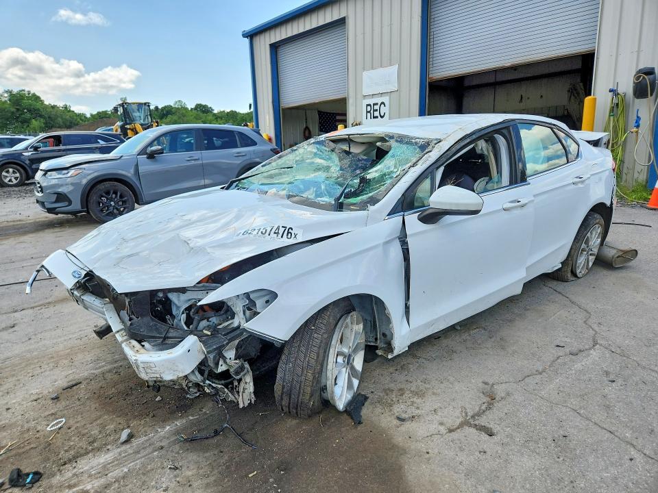 2020 Ford Fusion მანქანა იყიდება აუქციონზე, vin: 3FA6P0LUXLR234399, აუქციონის ნომერი: 62157476