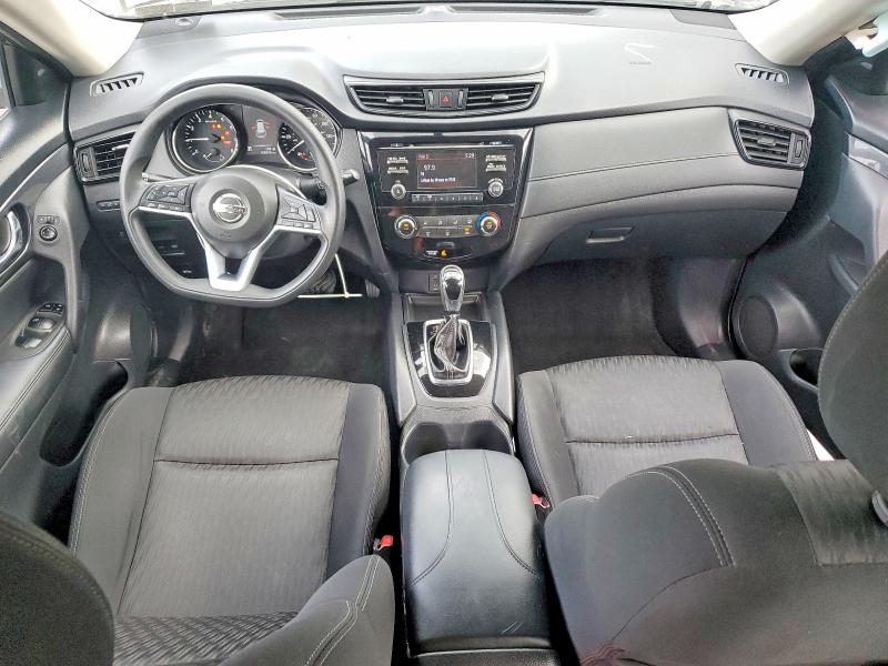 60024626 :رقم المزاد ، KNMAT2MV8HP573101 vin ، 2017 Nissan Rogue مزاد بيع