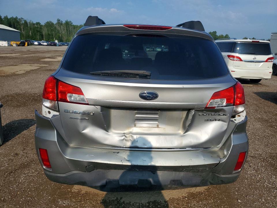 Продажа на аукционе авто 2011 Subaru Outback, vin: 4S4BRJGC8B2401853, номер лота: 61008996